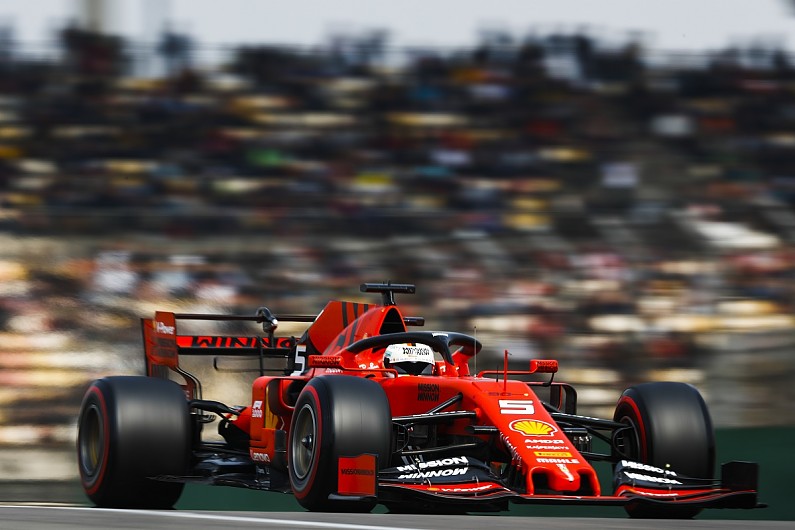 Vettel, GP Cina: "Il distacco dalla Mercedes è troppo grande"