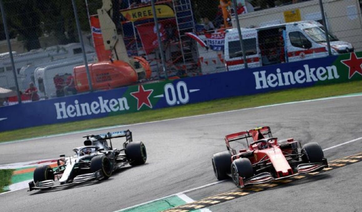 Lewis Hamilton: "se non fossi in lotta per il titolo non mi sarei spostato con Leclerc alla Roggia"