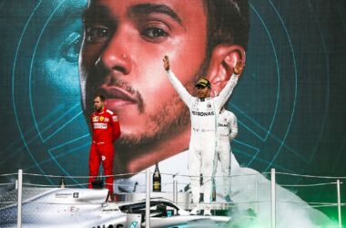 Vettel: "Mi piace il podio con la monoposto, ma il trofeo è una mer*a"