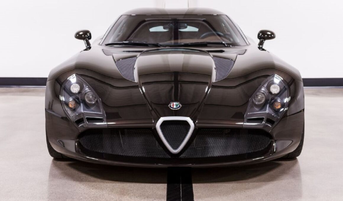 Alfa Romeo Zagato TZ3 in vendita a 700 mila dollari