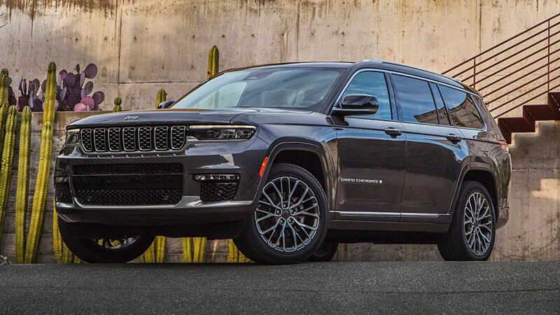 La nuova Jeep Grand Cherokee 2021 apre nuovi orizzonti nel segmento dei SUV a grandezza naturale