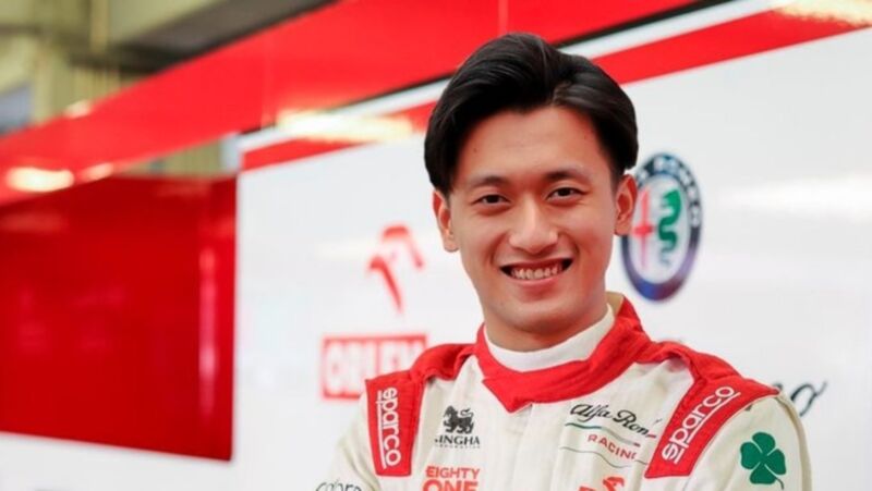 Guanyu Zhou in Alfa Romeo Racing